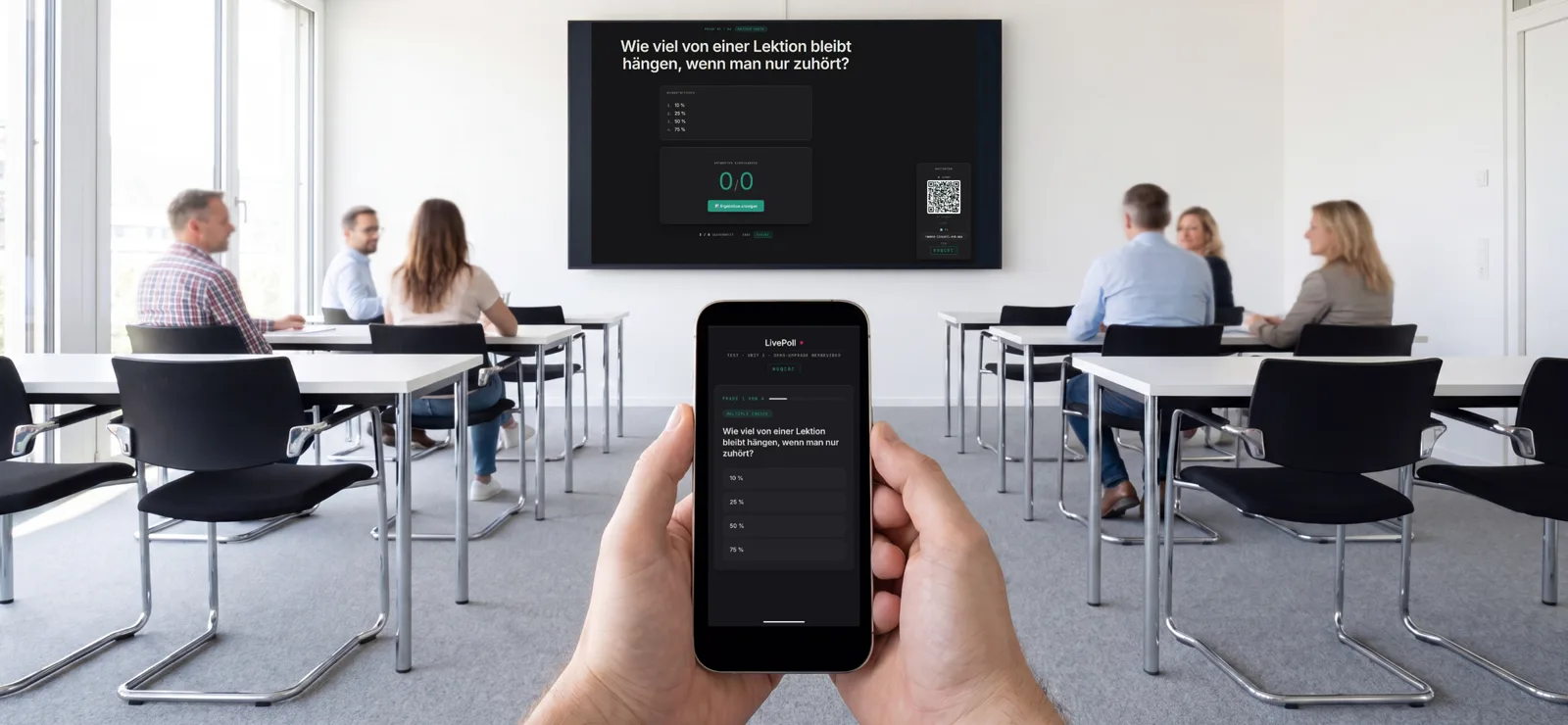 livepoll im Einsatz: eine Live-Umfrage auf dem Klassenbildschirm, die Teilnehmenden stimmen per Handy ab